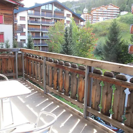 Greppon Nend200 In And Out Apartman